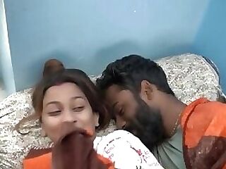 Beautiful Indian Damsel Fucked Hard In Morning